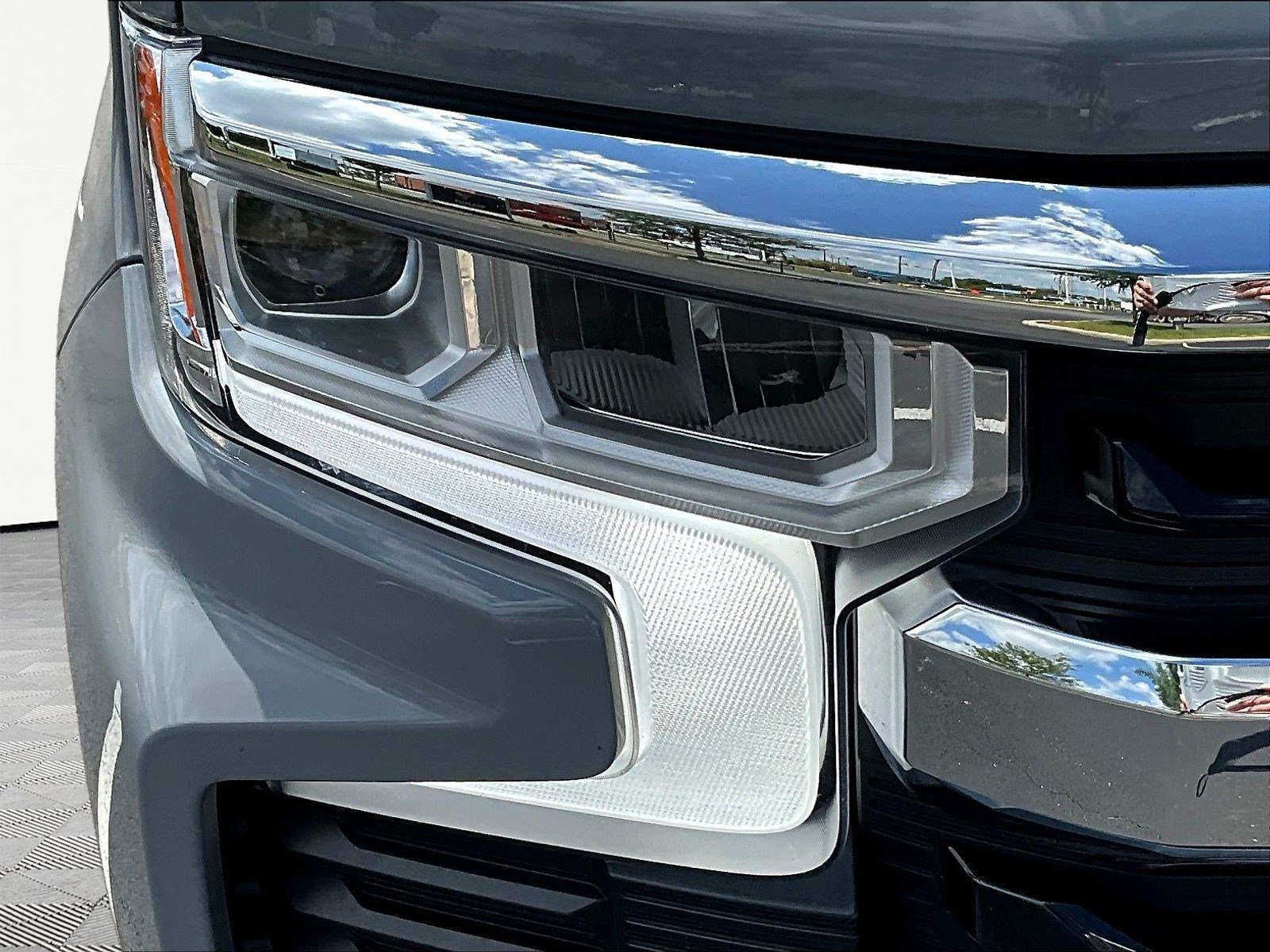 Used 2024 Chevrolet Silverado 1500 LT AWD/4WD image 32