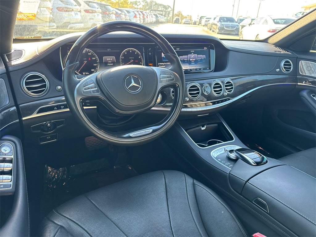 Used 2017 Mercedes-Benz S 550 Sedan image 22