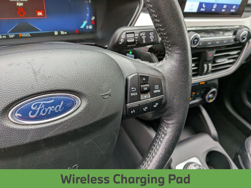 Used 2020 Ford Escape SE Sport image 18