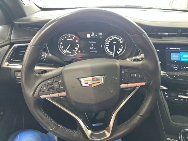 Used 2024 Cadillac XT6 Premium Luxury image 12