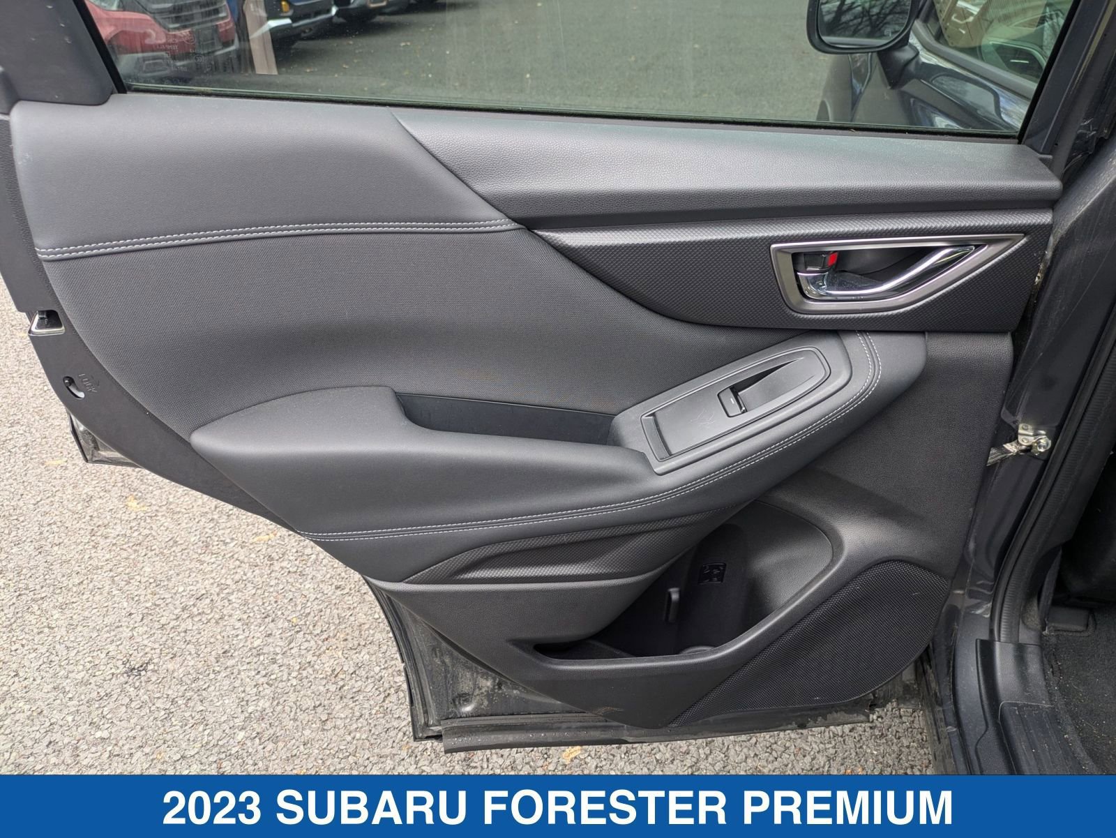 Used 2023 Subaru Forester Premium image 29