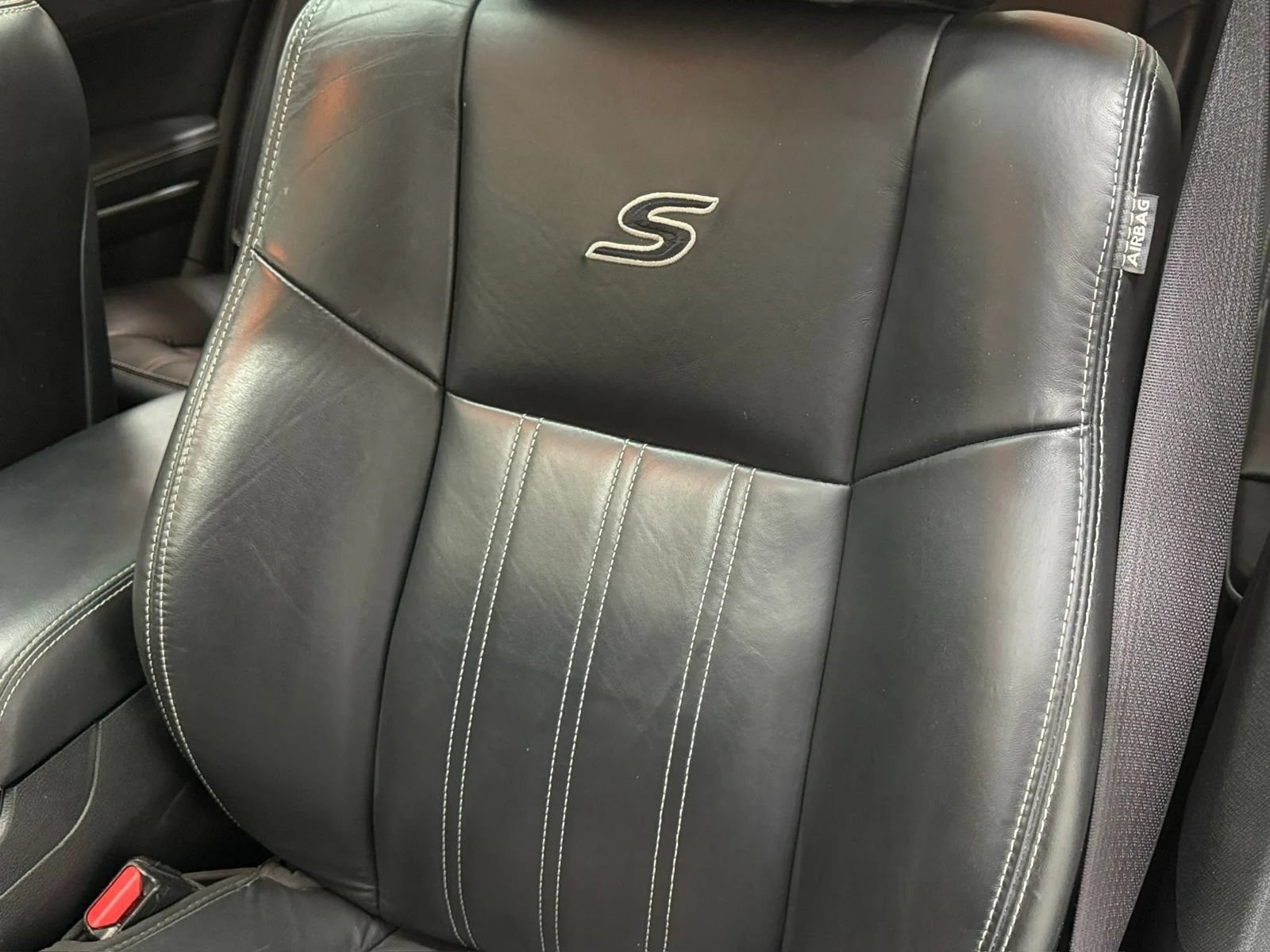 Used 2022 Chrysler 300 S RWD image 20