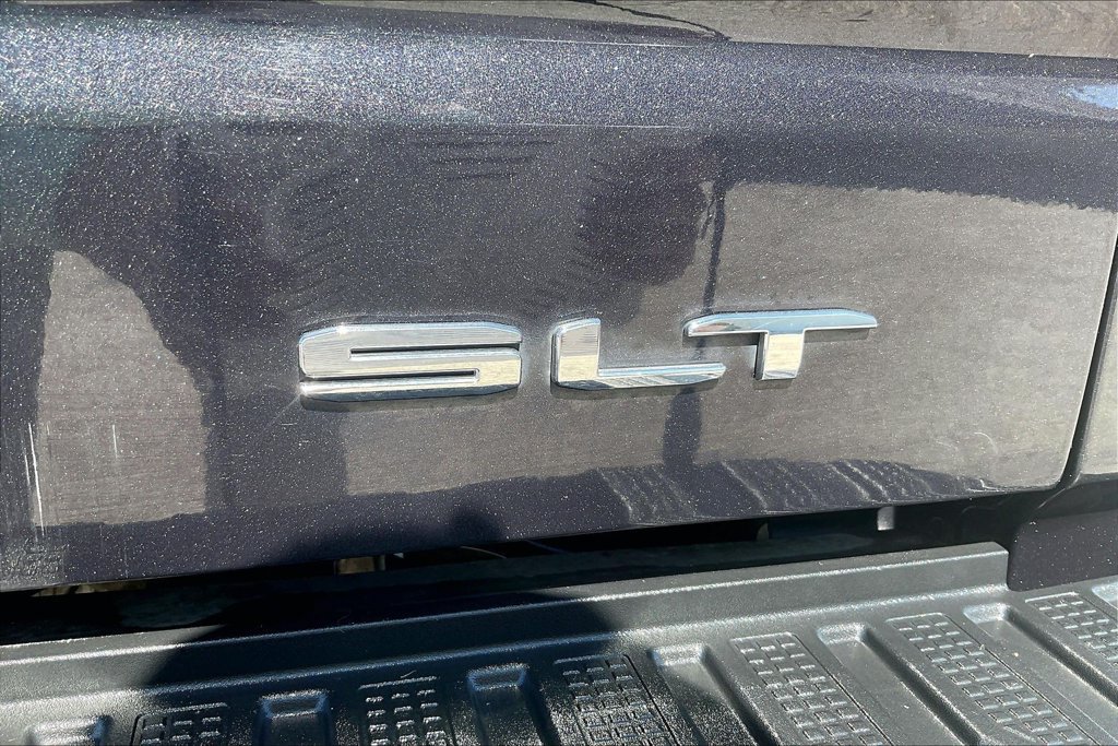 Used 2025 GMC Sierra 1500 SLT AWD/4WD image 24