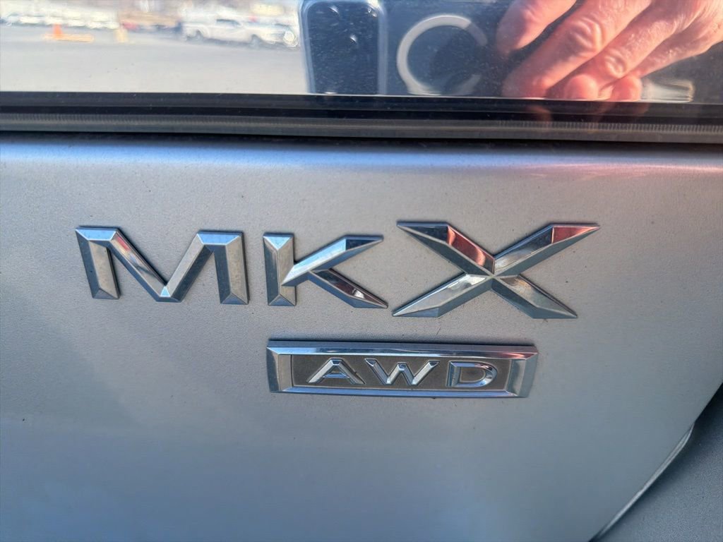 Used 2009 Lincoln MKX AWD image 10