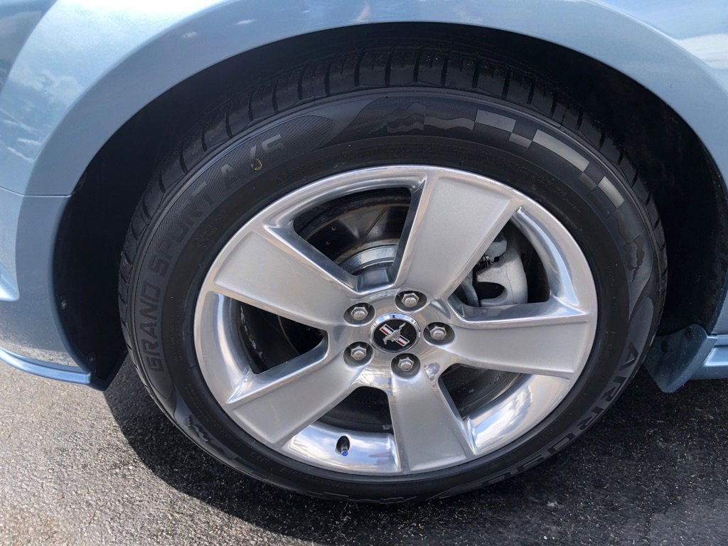 Used 2006 Ford Mustang GT image 10