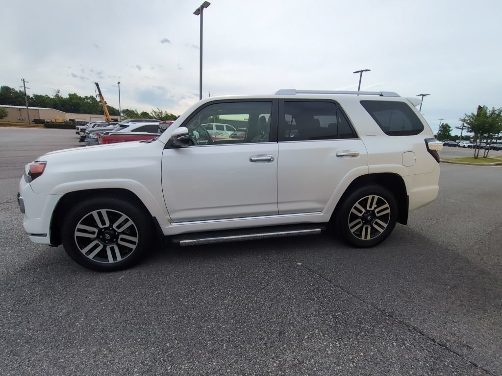 Used 2017 Toyota 4Runner Limited RWD image 7