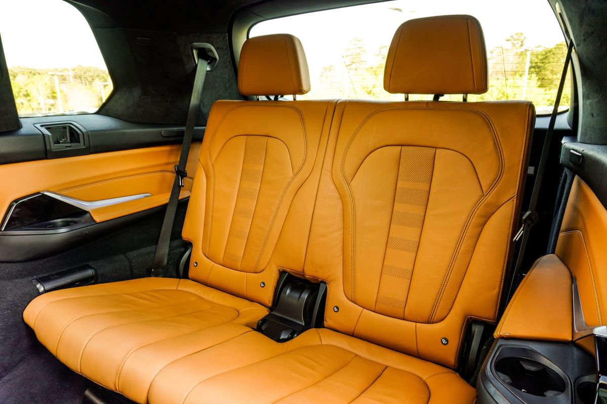 Used 2022 BMW X7 xDrive40i w/ M Sport Package image 37