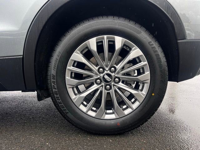 Used 2024 Cadillac XT4 Premium Luxury image 7