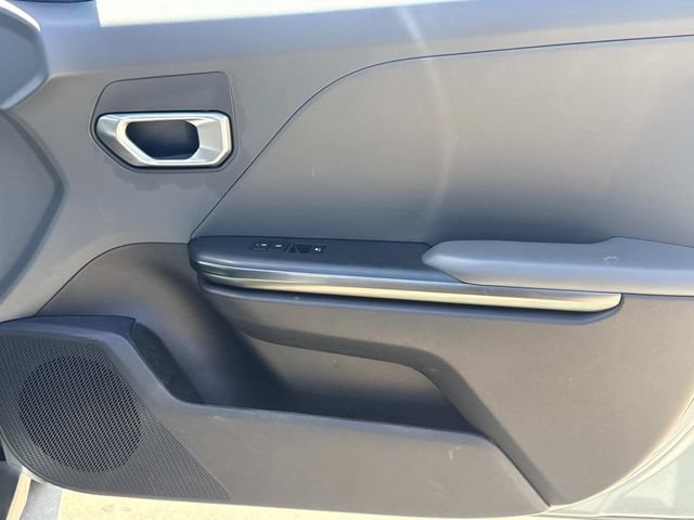 Used 2025 Kia K4 FWD image 17
