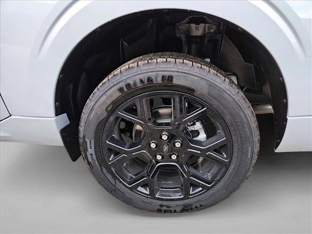 New 2026 Ford Maverick Lobo image 10