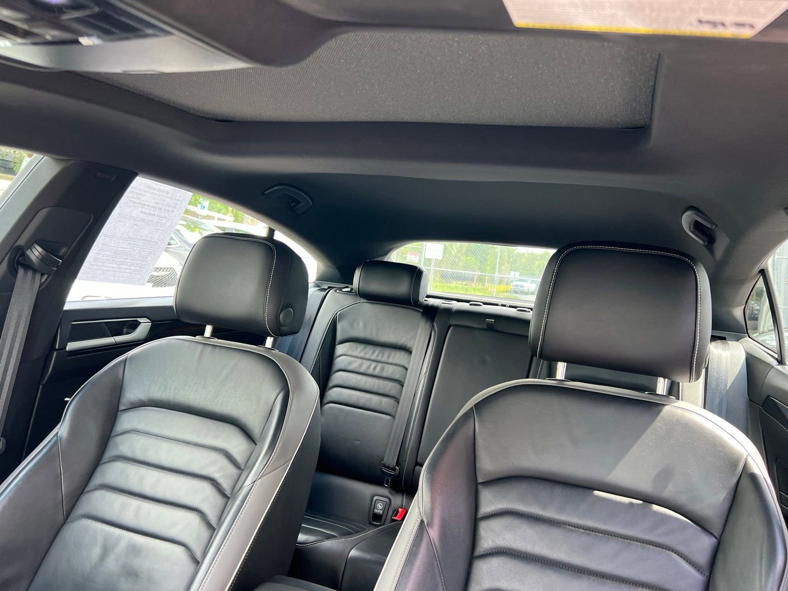 Used 2023 Volkswagen Arteon SEL AWD/4WD image 32