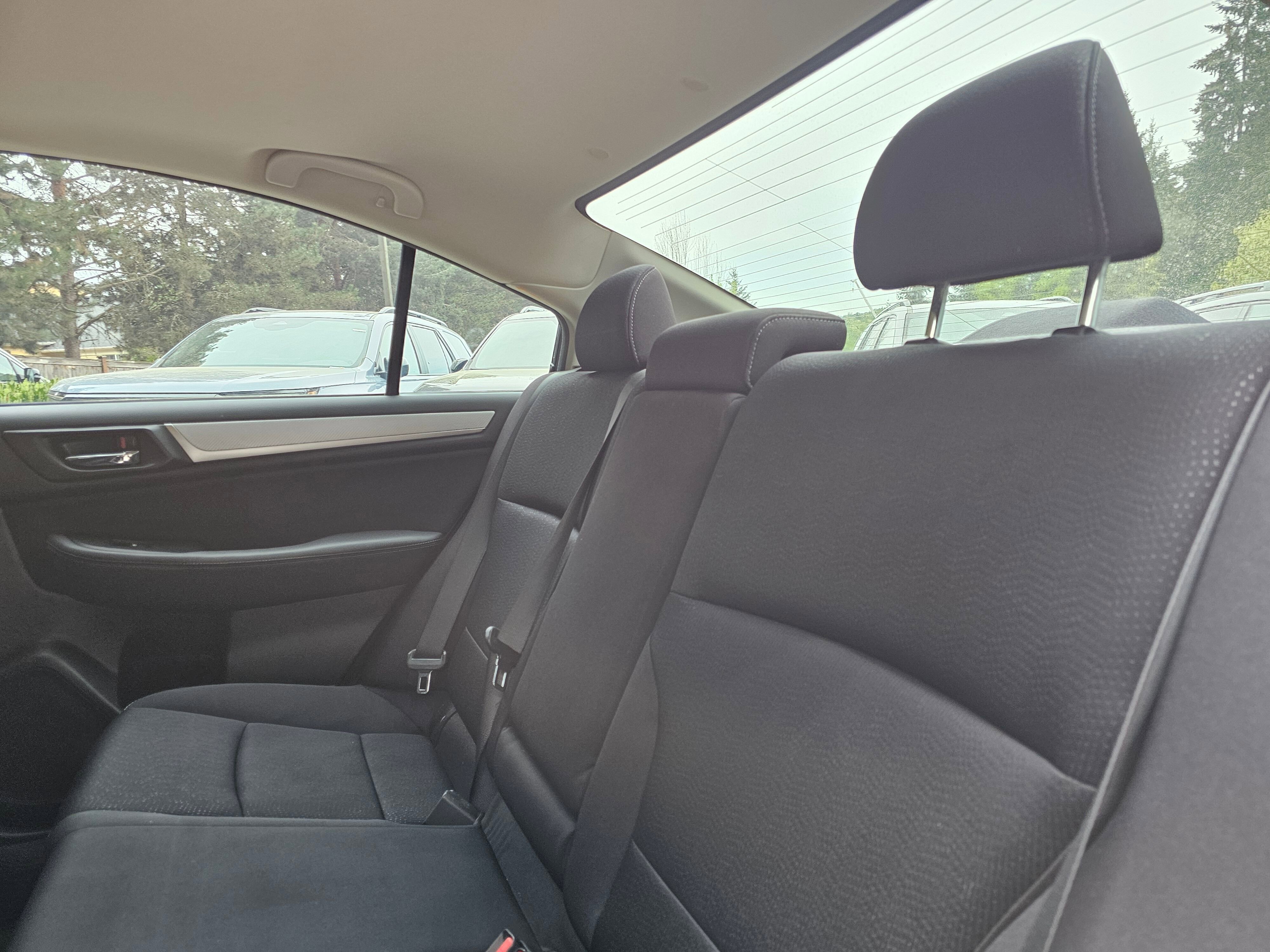 Used 2016 Subaru Legacy 2.5i Premium AWD/4WD image 17