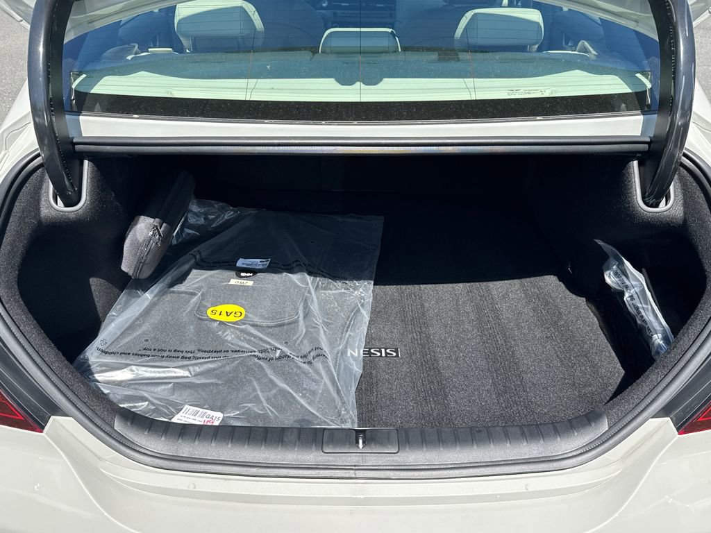 Used 2026 Genesis G70 2.5T RWD image 18