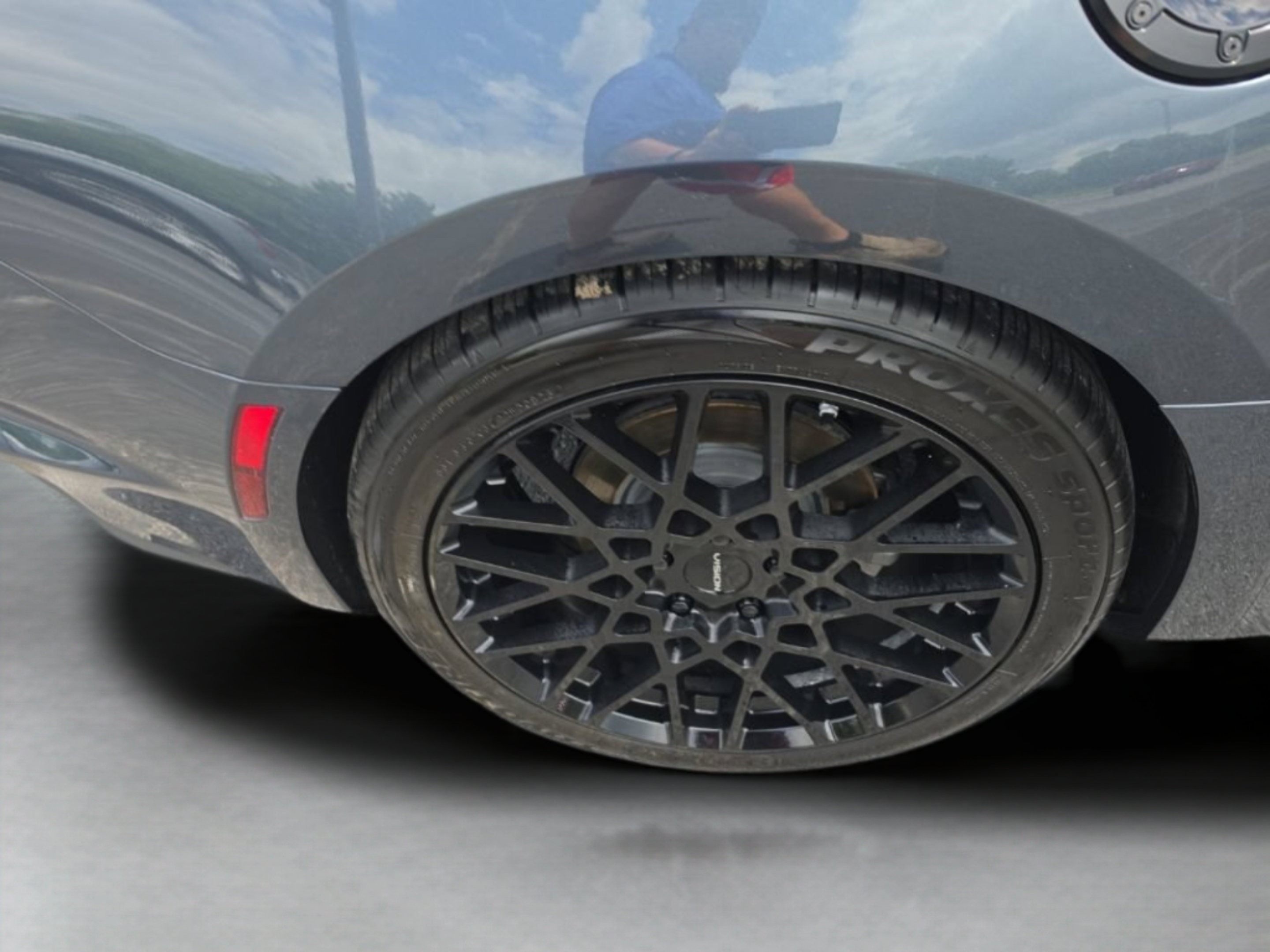 Used 2021 Chevrolet Camaro LT RWD image 31
