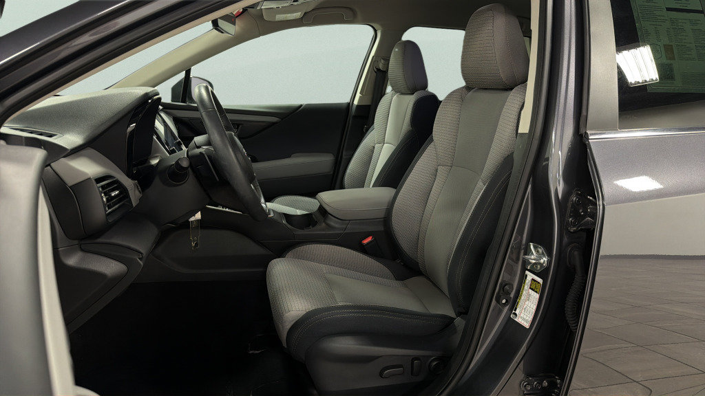Certified 2025 Subaru Outback Premium AWD/4WD image 16