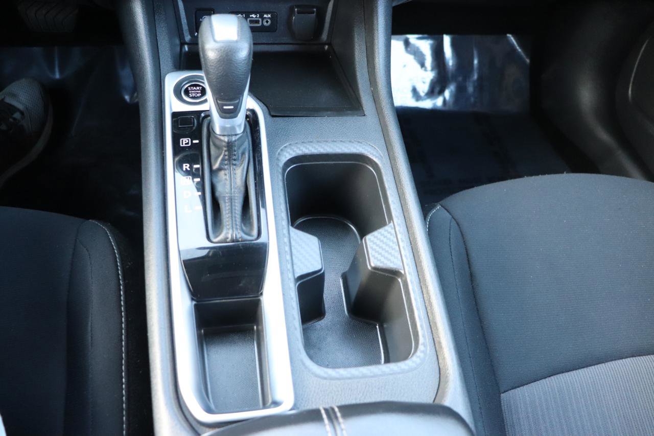 Used 2024 Nissan Sentra SV FWD image 33