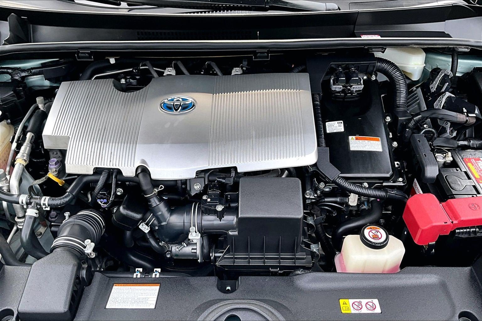 Used 2019 Toyota Prius LE FWD image 9