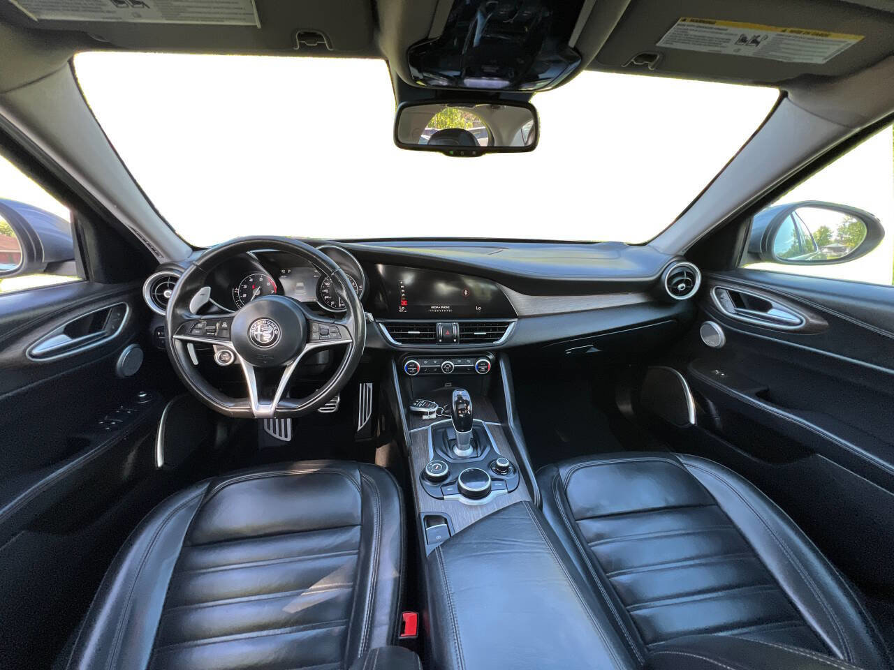 Used 2018 Alfa Romeo Giulia Ti w/ Quick Order Package 22X Lusso image 18