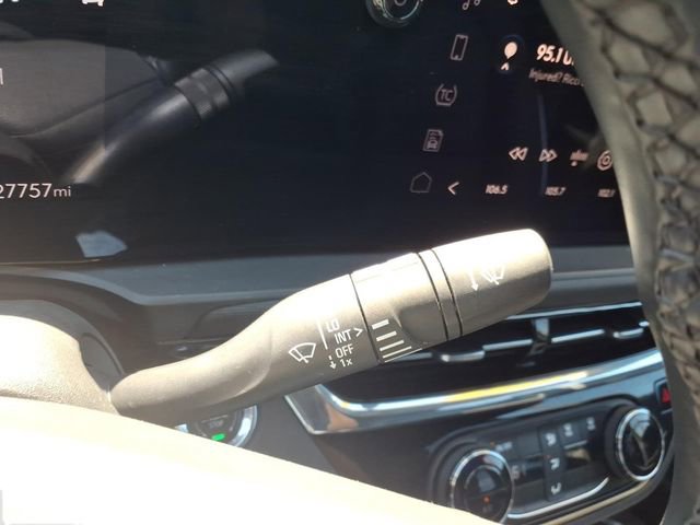 Used 2025 Buick Envista Sport Touring FWD image 24