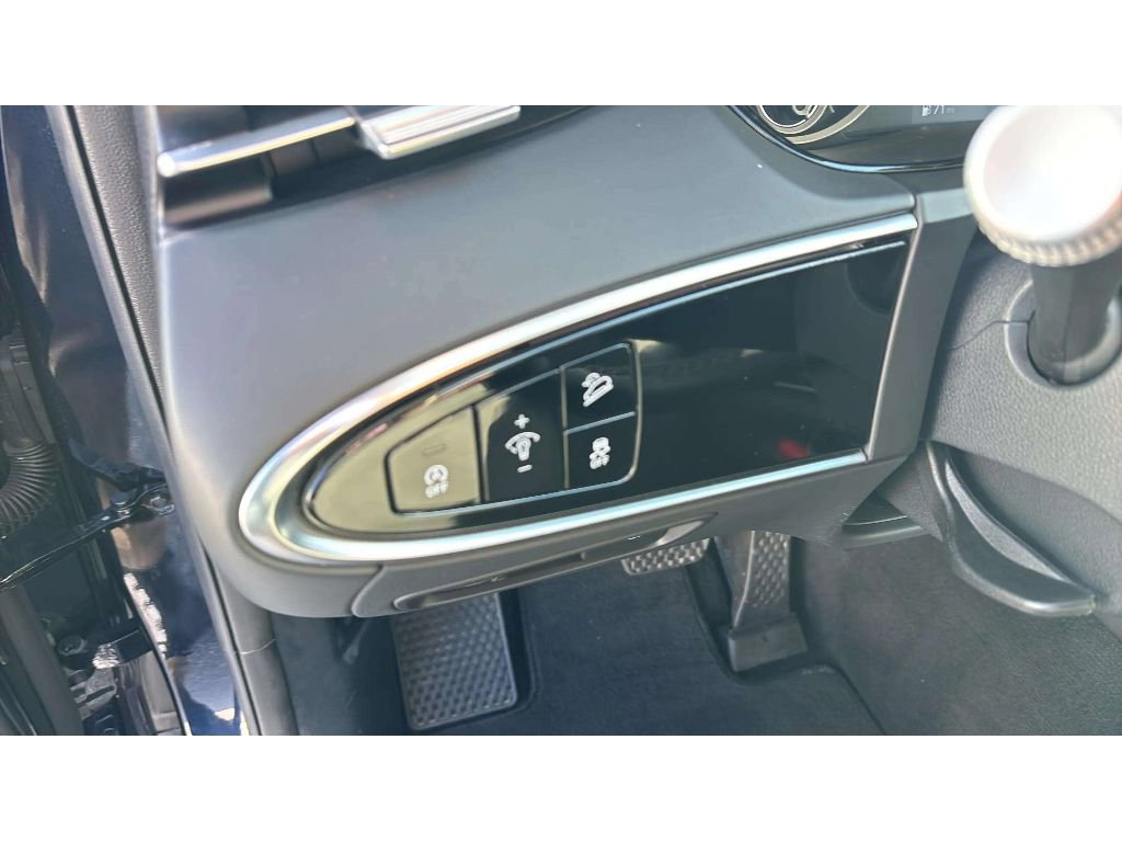 Used 2025 Genesis GV70 2.5T image 18