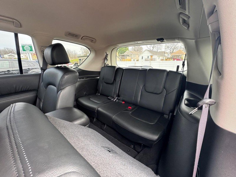 Used 2024 Nissan Armada SL w/ Captain's Chairs Package image 11