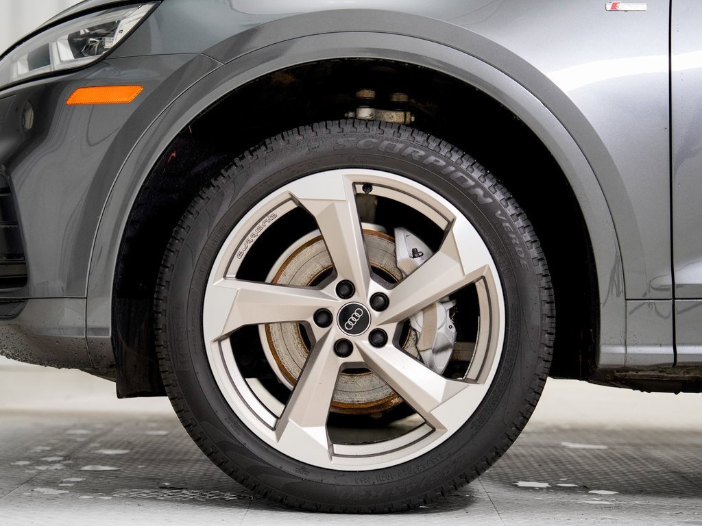Used 2020 Audi Q5 2.0T Titanium Premium Plus w/ Premium Plus Package image 27