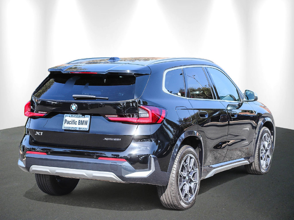 Certified 2024 BMW X1 xDrive28i w/ Convenience Package AWD/4WD image 6
