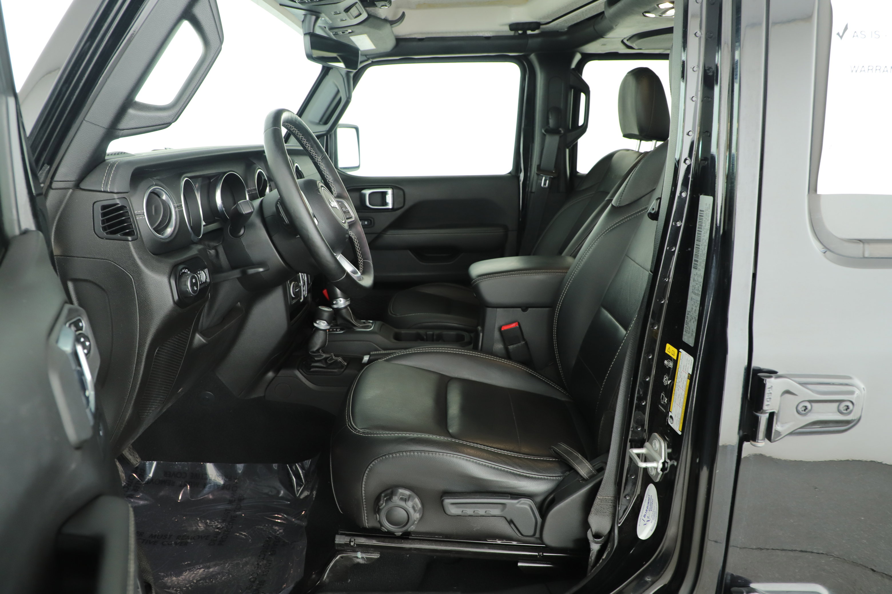 Used 2020 Jeep Gladiator Overland w/ Popular Equipment Package image 6