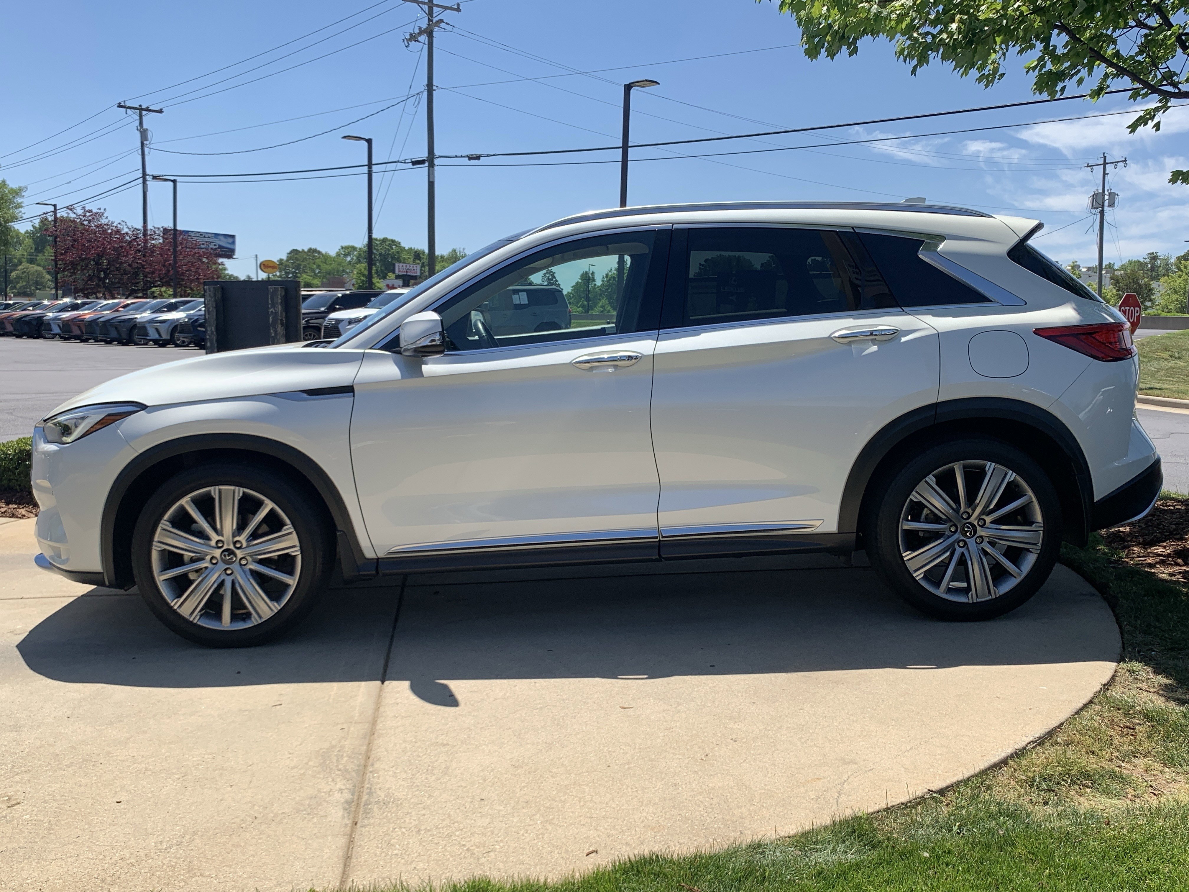 Used 2022 INFINITI QX50 Sensory w/ Cargo Package image 7
