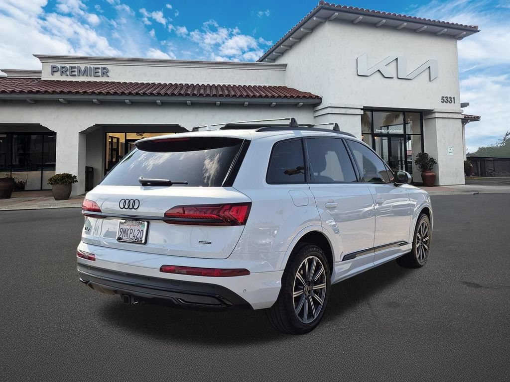 Used 2023 Audi Q7 2.0T Premium Plus w/ Premium Plus Package AWD/4WD image 8