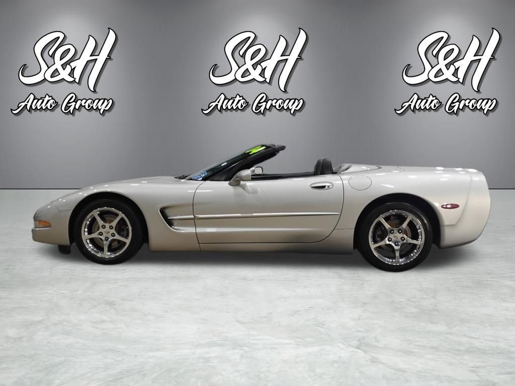 Used 2004 Chevrolet Corvette Convertible w/ Preferred Equipment Group image 15