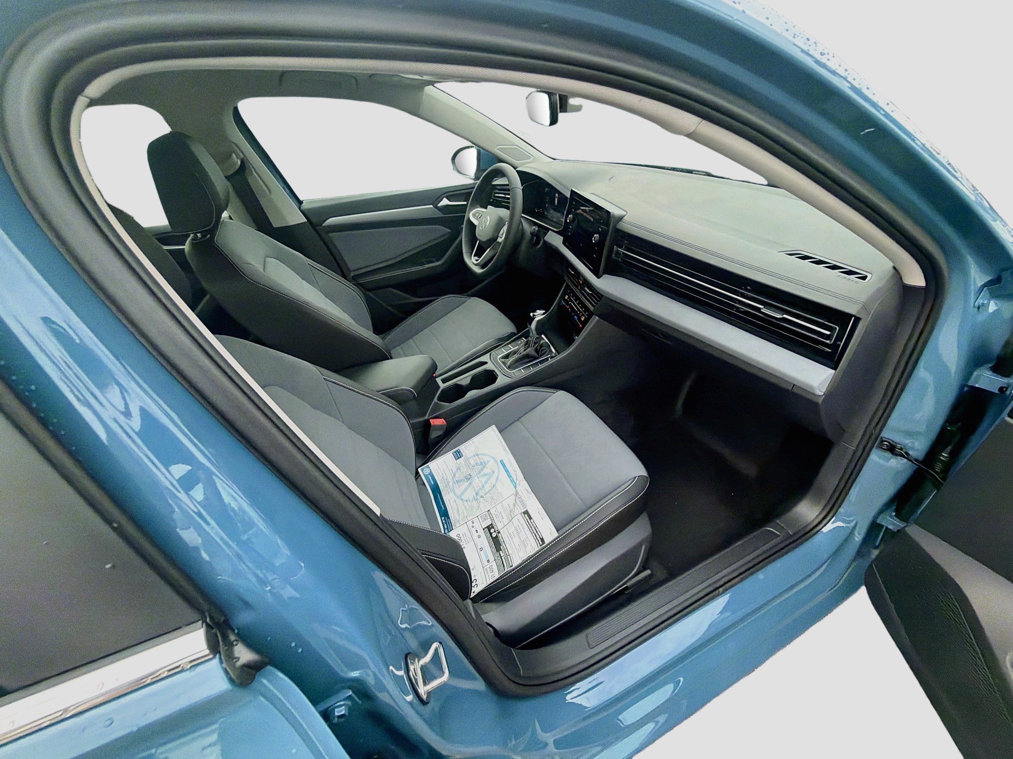 New 2027 Volkswagen Jetta SE FWD image 22