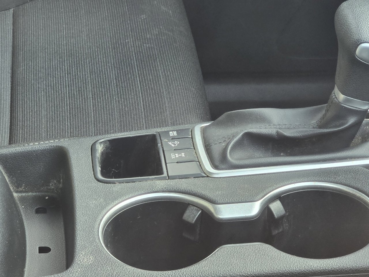 Used 2018 Kia Sportage LX image 12