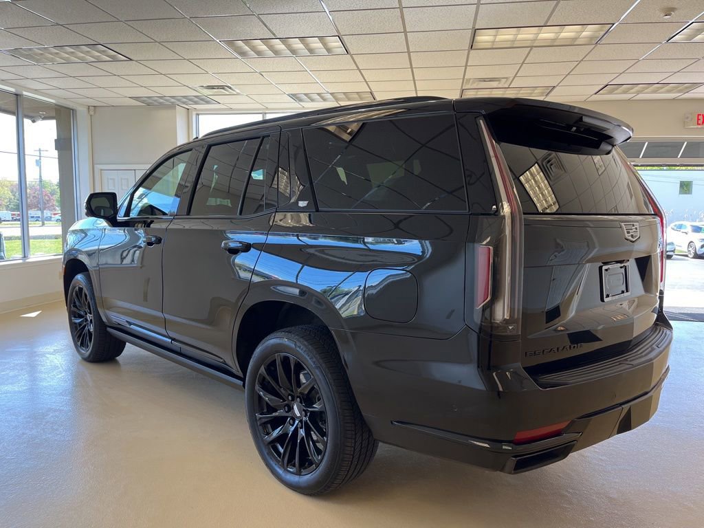 Certified 2024 Cadillac Escalade Sport Platinum w/ LPO, ONYX Package AWD/4WD image 3