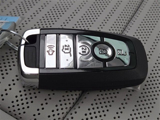 New 2026 Lincoln Nautilus Reserve w/ Jet Appearance Package image 30