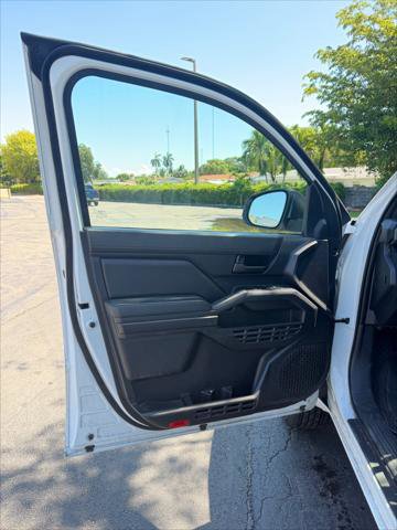Used 2024 Toyota Tacoma SR RWD image 22