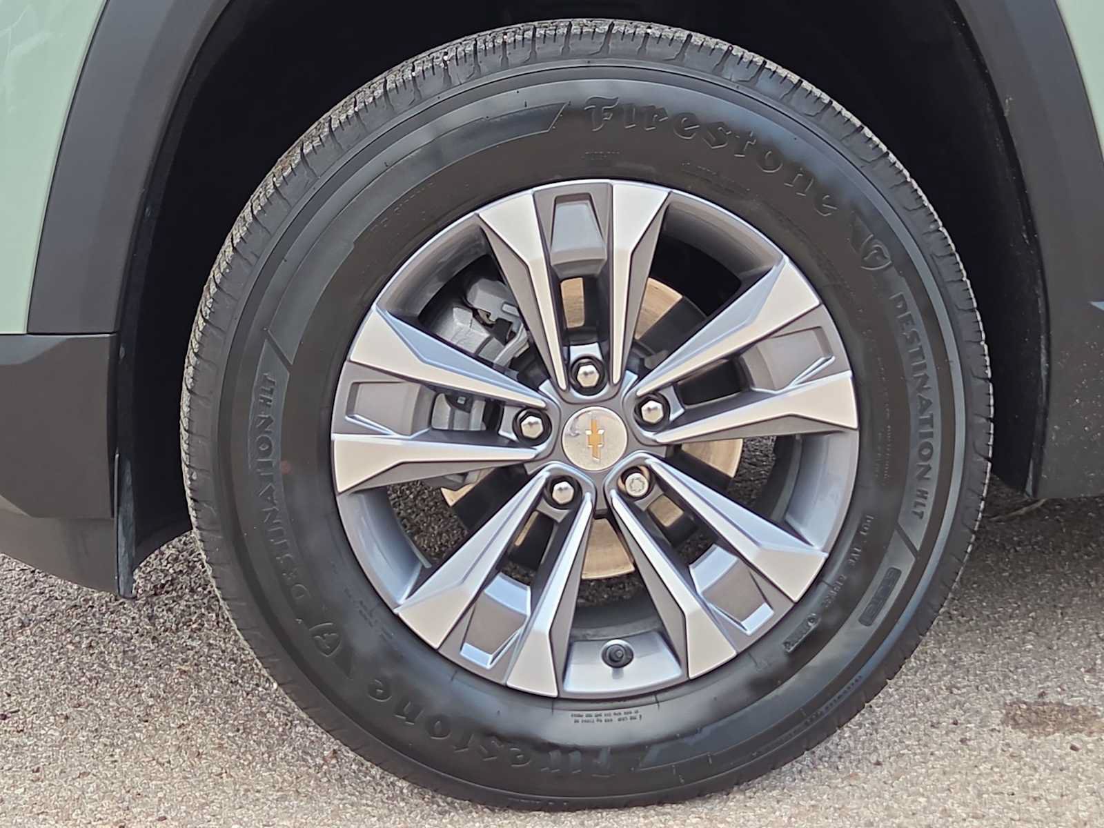 Used 2026 Chevrolet Equinox LT w/ Convenience Package II FWD image 12