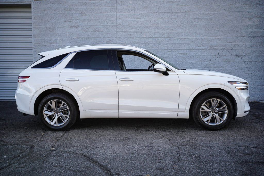 Used 2023 Genesis GV70 2.5T Select image 18