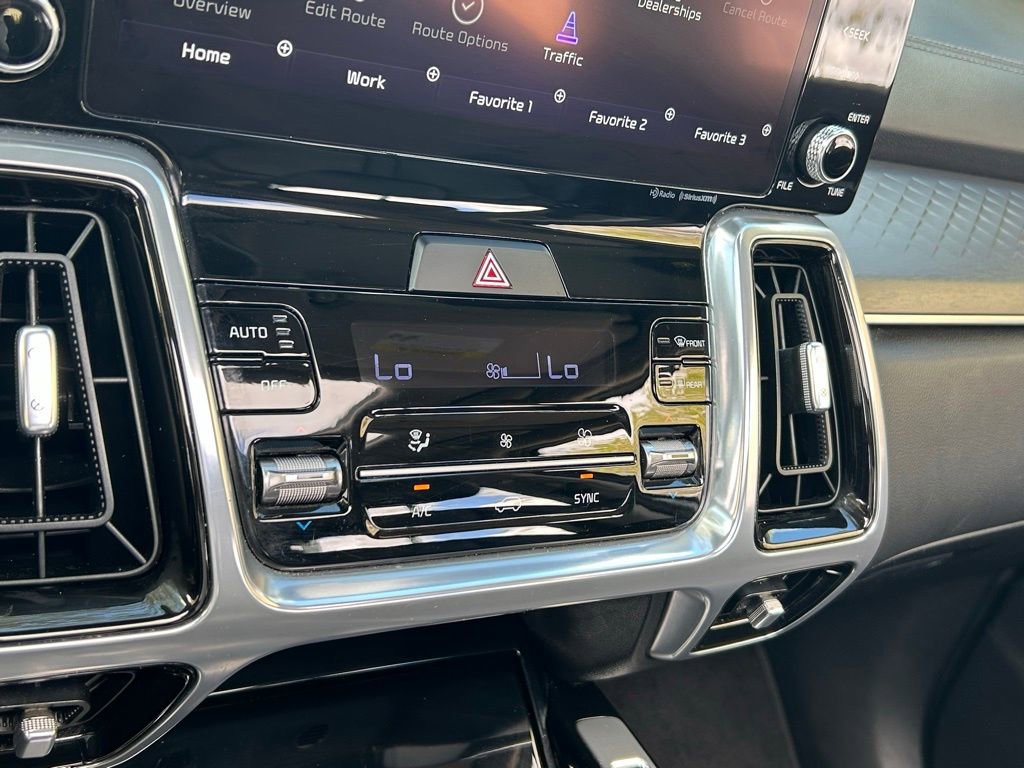 Used 2023 Kia Sorento SX image 51