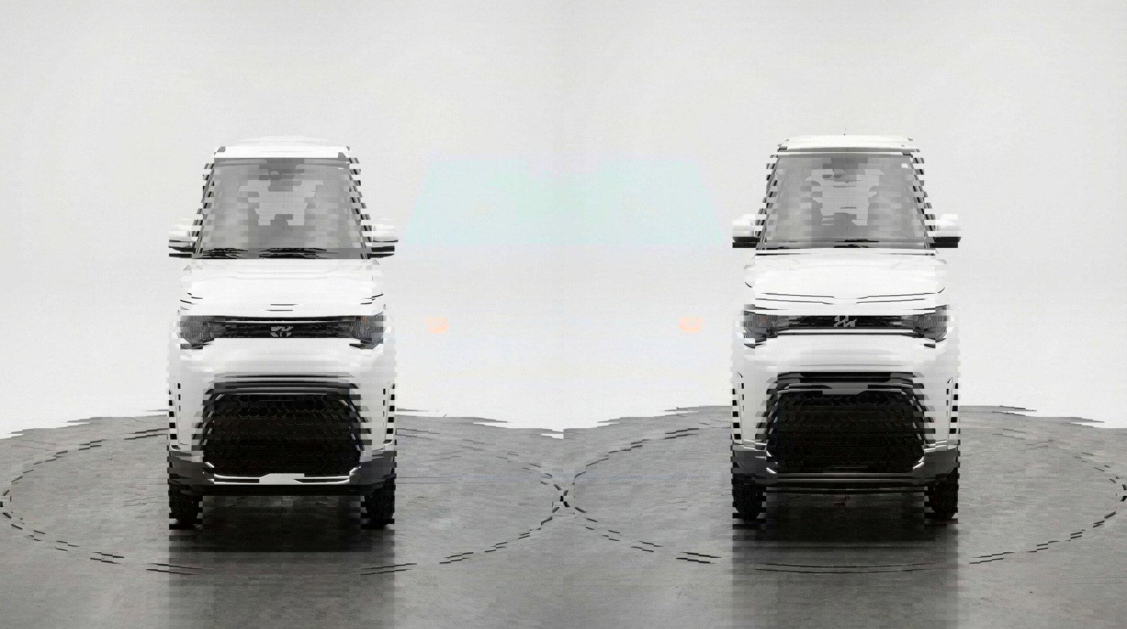 Used 2025 Kia Soul LX w/ LX Technology Package image 2