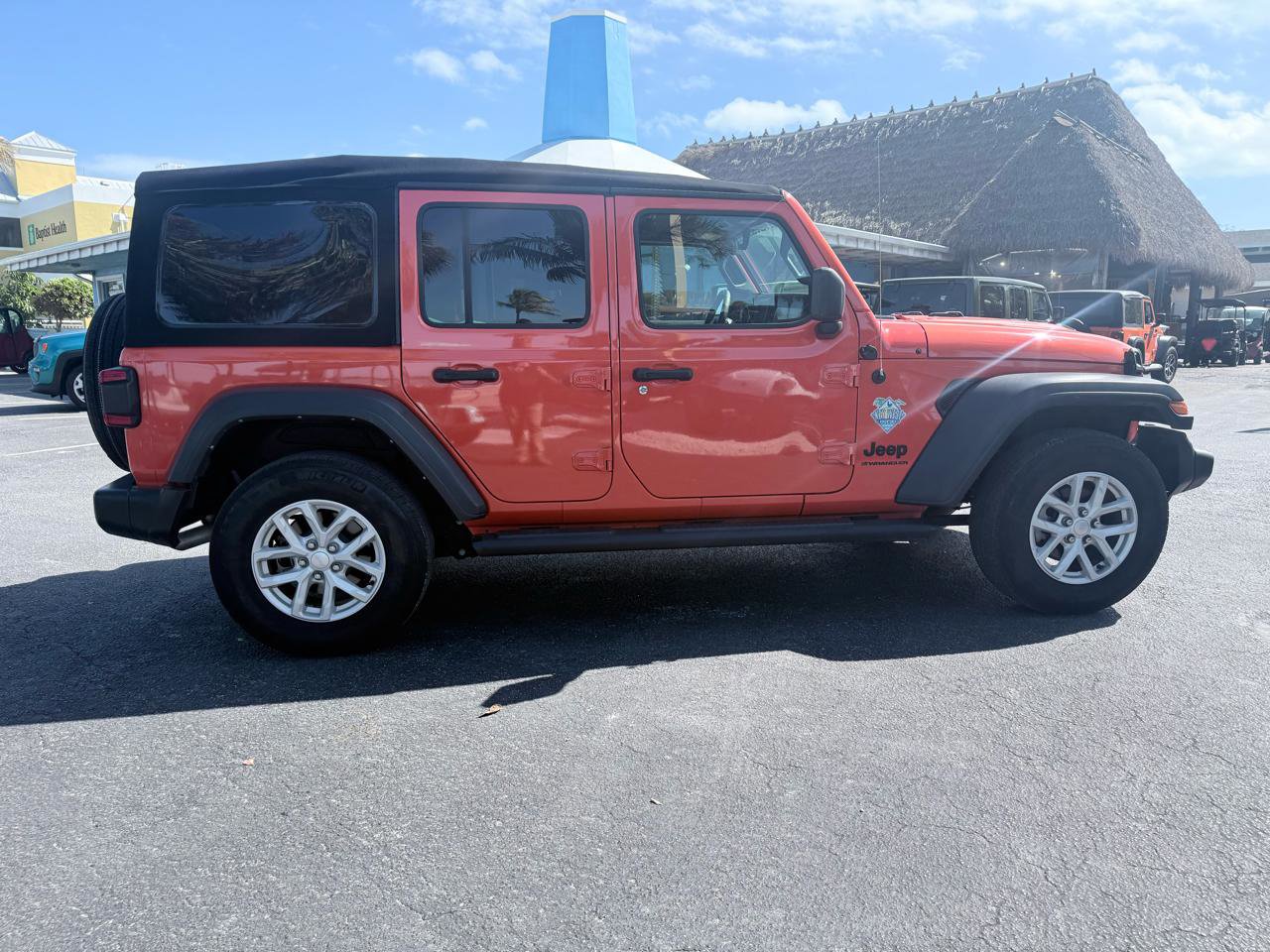 Used 2023 Jeep Wrangler Unlimited Sport image 5