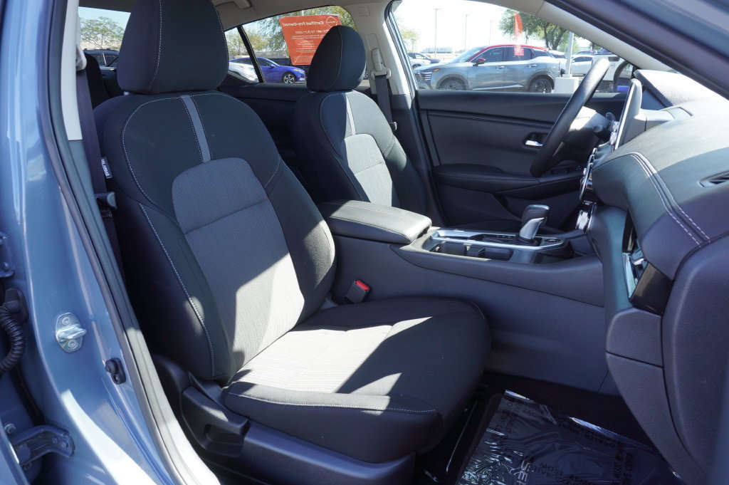 Certified 2025 Nissan Sentra SV FWD image 12