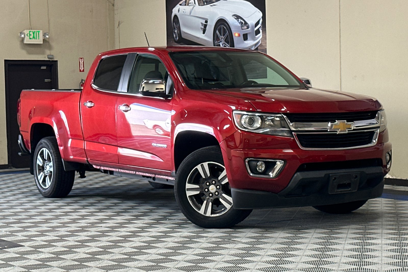 Used 2016 Chevrolet Colorado LT w/ Luxury Package, Chrome image 2