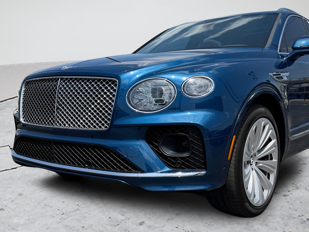 Used 2023 Bentley Bentayga AWD/4WD image 61