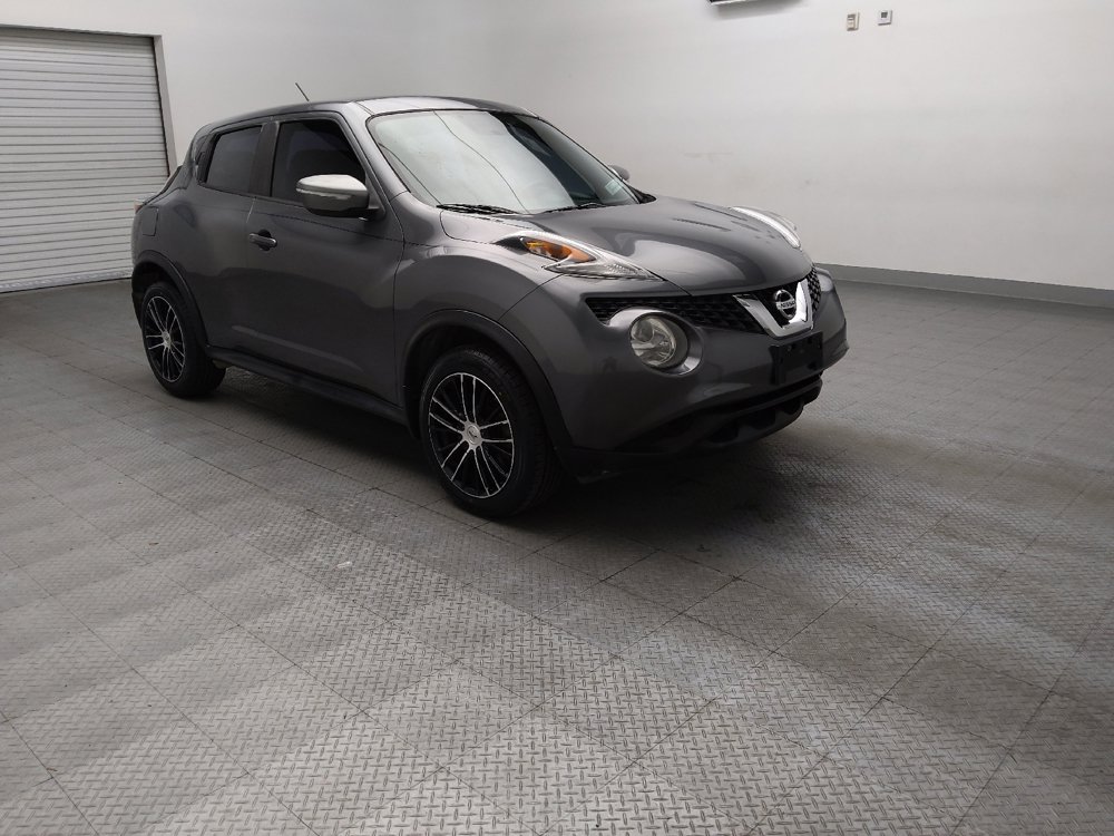 Used 2016 Nissan Juke S FWD image 13