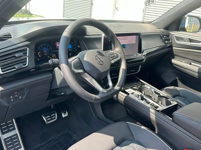 New 2026 Volkswagen Atlas Cross Sport SEL Premium R-Line AWD/4WD image 31