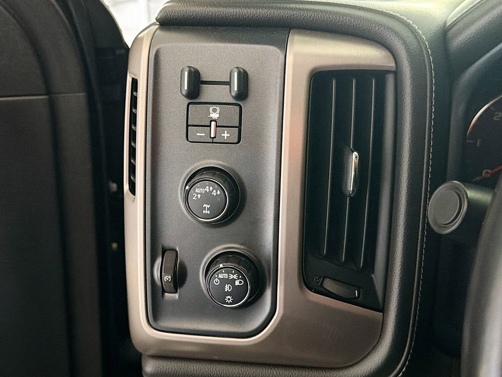Used 2018 GMC Sierra 1500 Denali w/ Denali Ultimate Package image 10