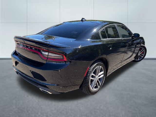 Used 2019 Dodge Charger SXT AWD/4WD image 4