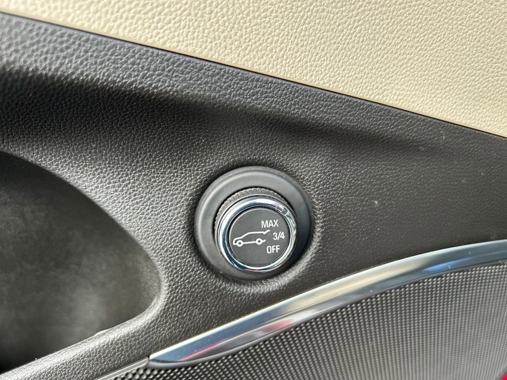 Used 2018 Buick Enclave Essence image 21