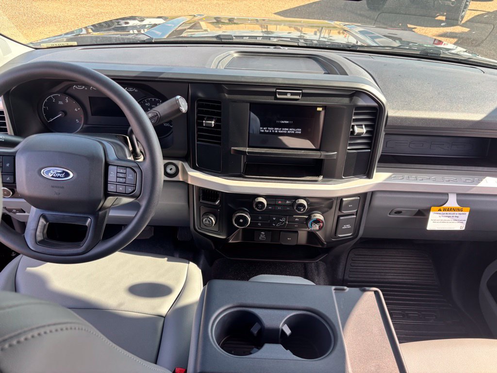 New 2026 Ford F350 XL w/ XL Driver Assist Package RWD image 9
